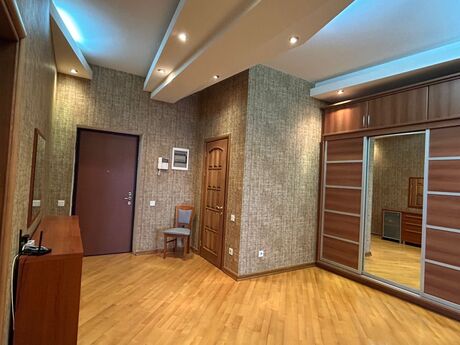 4 otaqlı yeni tikili - Nizami m. - 175 m²