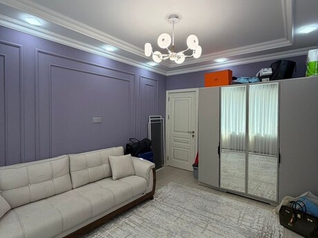 3 otaqlı köhnə tikili - İnşaatçılar m. - 90 m²