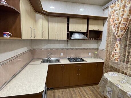 2 otaqlı köhnə tikili - Yasamal r. - 50 m²