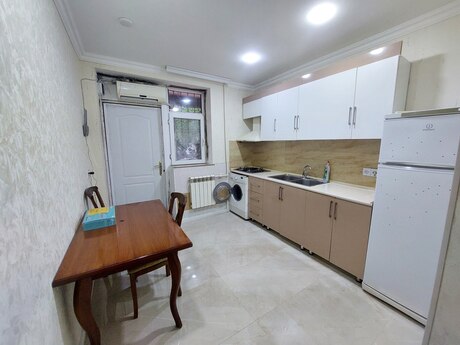 2 otaqlı köhnə tikili - 7-ci mikrorayon q. - 50 m²