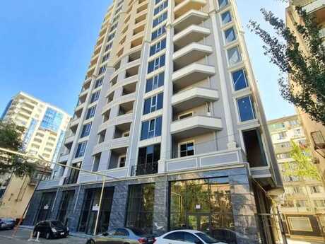 4 otaqlı yeni tikili - Nəsimi r. - 185 m²