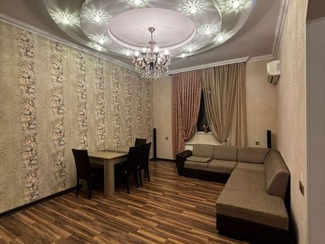 3 otaqlı həyət evi/bağ evi - İnşaatçılar m. - 100 m²