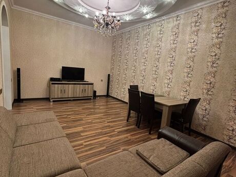 3 otaqlı həyət evi/bağ evi - İnşaatçılar m. - 100 m²