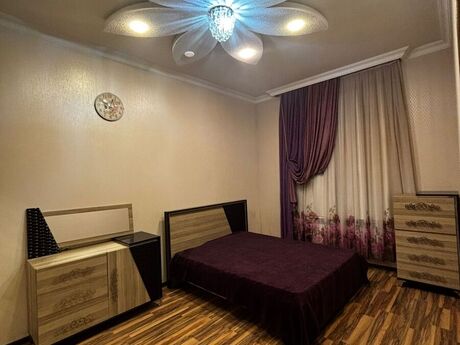 3 otaqlı həyət evi/bağ evi - İnşaatçılar m. - 100 m²