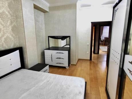 2 otaqlı yeni tikili - 8 Noyabr m. - 65 m²