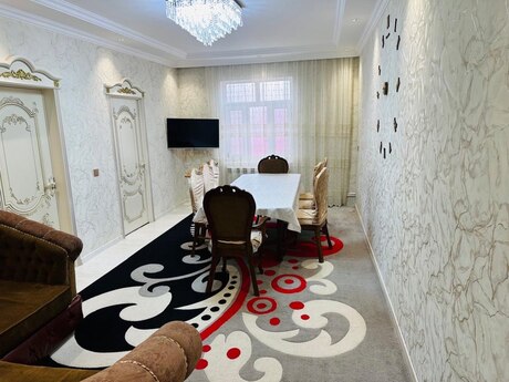 6 otaqlı həyət evi/bağ evi - Qaraçuxur q. - 280 m²