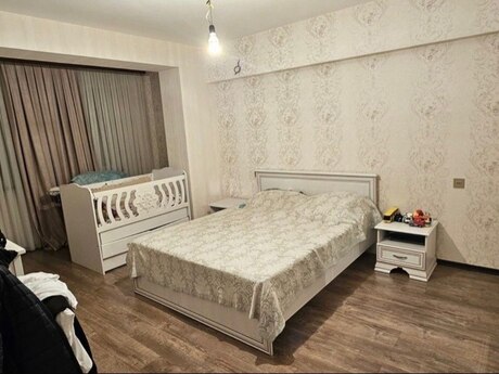 3 otaqlı köhnə tikili - Qara Qarayev m. - 90 m²