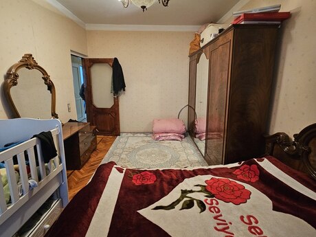 3 otaqlı köhnə tikili - Azadlıq Prospekti m. - 90 m²