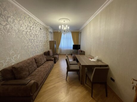 2 otaqlı yeni tikili - Elmlər Akademiyası m. - 67 m²