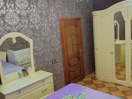 4 otaqlı köhnə tikili - Neftçilər m. - 100 m²