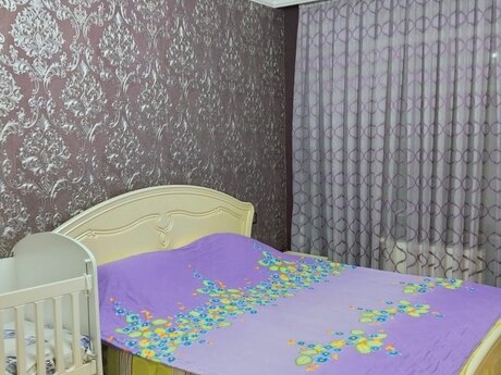 4 otaqlı köhnə tikili - Neftçilər m. - 100 m²