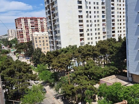 2 otaqlı köhnə tikili - Əhmədli q. - 50 m²