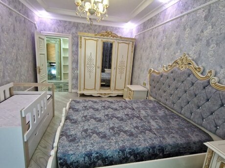 2 otaqlı yeni tikili - 8 Noyabr m. - 92 m²