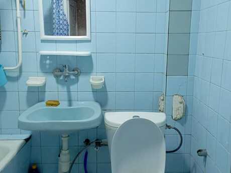 3 otaqlı köhnə tikili - Elmlər Akademiyası m. - 65 m²