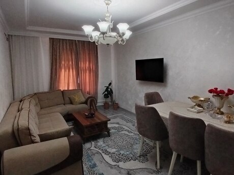 4 otaqlı köhnə tikili - Hövsan q. - 82.5 m²