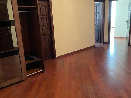 4 otaqlı yeni tikili - Elmlər Akademiyası m. - 180 m²