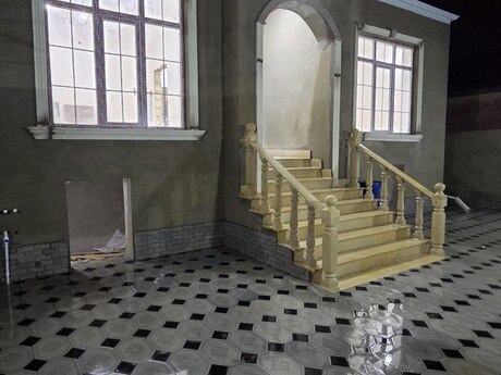 3 otaqlı həyət evi/bağ evi - Balaxanı q. - 100 m²