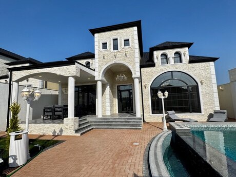 5 otaqlı həyət evi/bağ evi - Şüvəlan q. - 280 m²