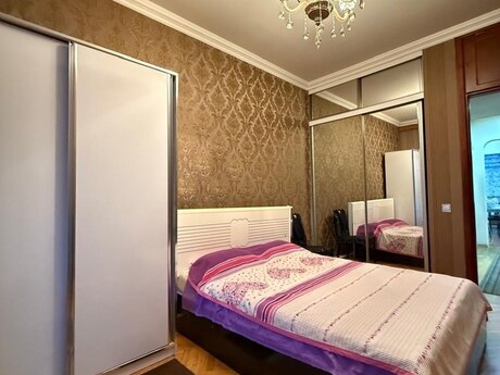Elan №6138370 - Bakı, Nəriman Nərimanov m., 2 otaqlı, 60 m², 4/5 mərtəbə