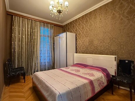 2 otaqlı köhnə tikili - Nəriman Nərimanov m. - 60 m²