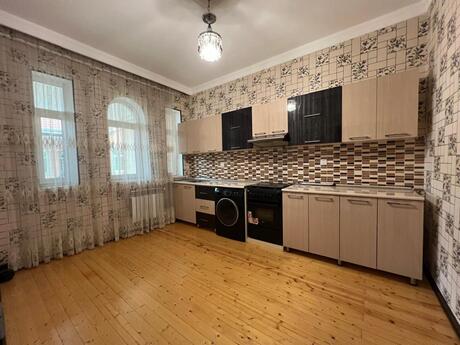 5 otaqlı həyət evi/bağ evi - Xırdalan - 150 m²
