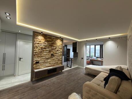 3 otaqlı köhnə tikili - Yasamal r. - 55 m²