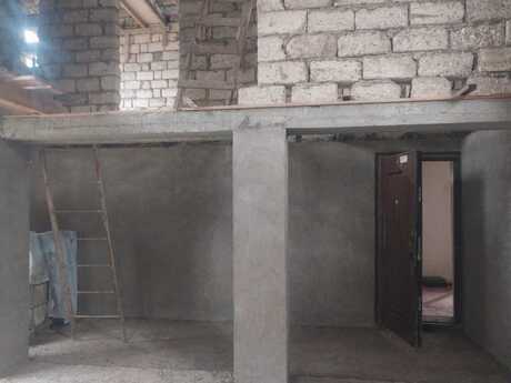 5 otaqlı həyət evi/bağ evi - Türkan q. - 120 m²