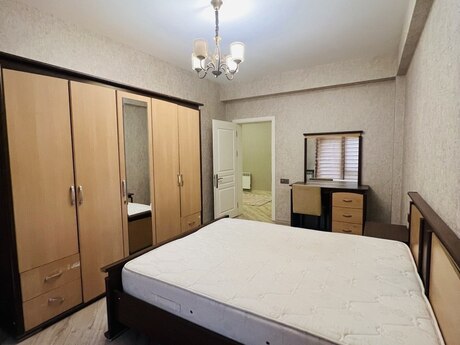 3 otaqlı yeni tikili - Nəriman Nərimanov m. - 130 m²