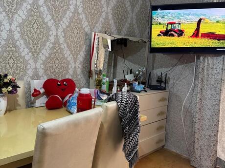 2 otaqlı köhnə tikili - Qara Qarayev m. - 20 m²