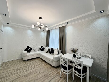2 otaqlı köhnə tikili - Neftçilər m. - 42 m²
