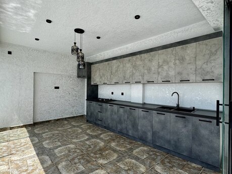 4 otaqlı həyət evi/bağ evi - Mərdəkan q. - 180 m²