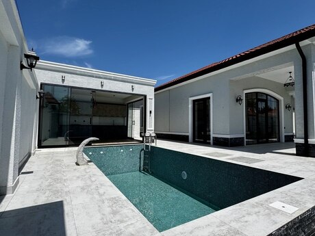 4 otaqlı həyət evi/bağ evi - Mərdəkan q. - 180 m²