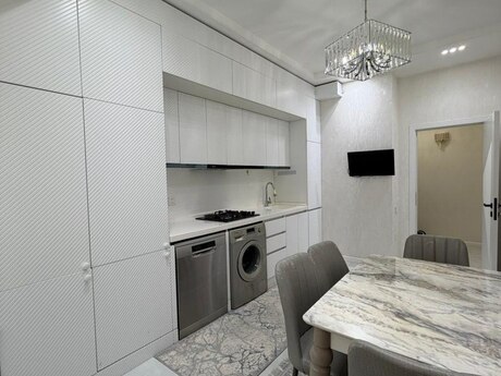 3 otaqlı yeni tikili - Memar Əcəmi m. - 91 m²