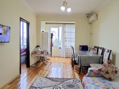 2 otaqlı köhnə tikili - Azadlıq Prospekti m. - 40 m²