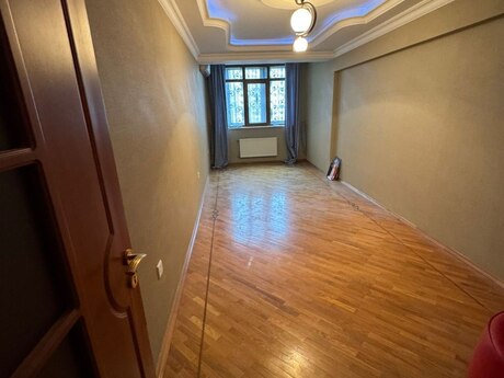 Elan №6138471 - Bakı, Şah İsmayıl Xətai m., 2 otaqlı, 79 m², 9/10 mərtəbə