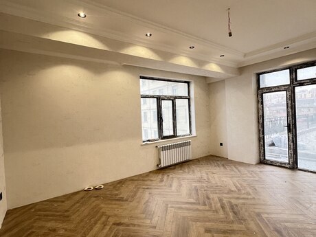 3 otaqlı yeni tikili - İnşaatçılar m. - 109 m²