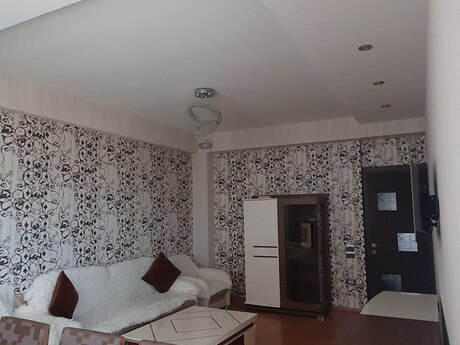 2 otaqlı yeni tikili - 7-ci mikrorayon q. - 93 m²