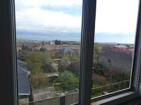 4 otaqlı köhnə tikili - Ələt q. - 85 m²