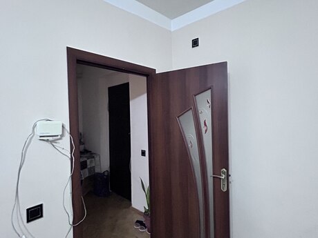 2 otaqlı köhnə tikili - Neftçilər m. - 65 m²