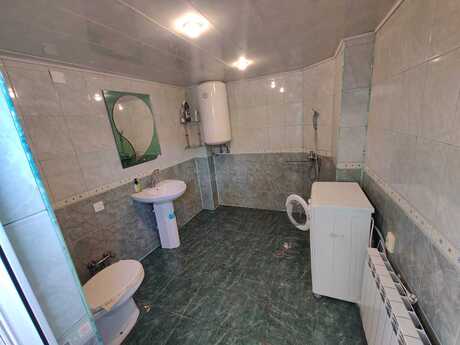 3 otaqlı həyət evi/bağ evi - Mərdəkan q. - 48 m²