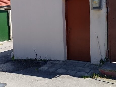3 otaqlı həyət evi/bağ evi - Mərdəkan q. - 48 m²