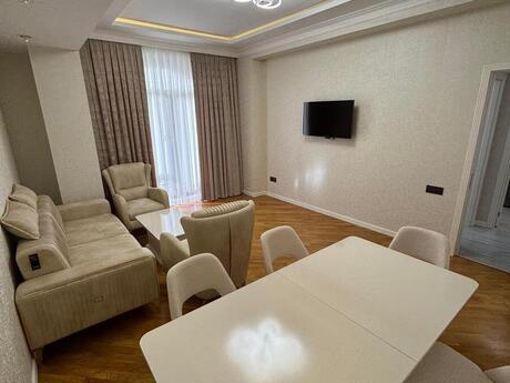 Elan №6138503 - Bakı, Şah İsmayıl Xətai m., 2 otaqlı, 65 m², 4/8 mərtəbə