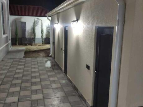 7 otaqlı həyət evi/bağ evi - Fatmayı q. - 300 m²