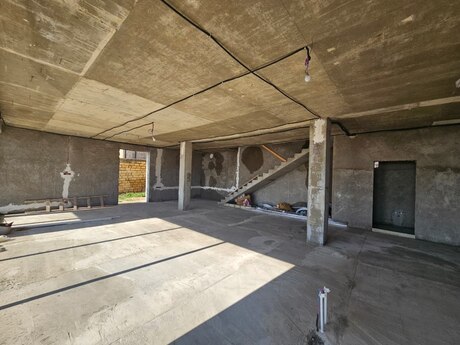 5 otaqlı həyət evi/bağ evi - Badamdar q. - 360 m²