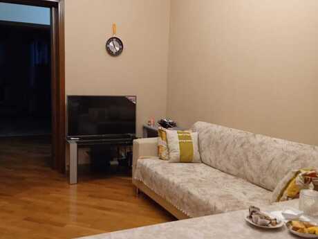 5 otaqlı həyət evi/bağ evi - 9-cu mikrorayon q. - 240 m²