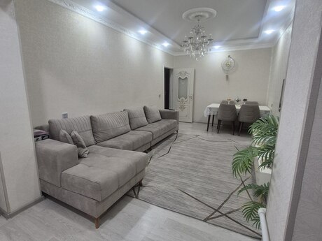 3 otaqlı köhnə tikili - 7-ci mikrorayon q. - 85 m²