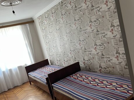3 otaqlı köhnə tikili - Nəriman Nərimanov m. - 50 m²