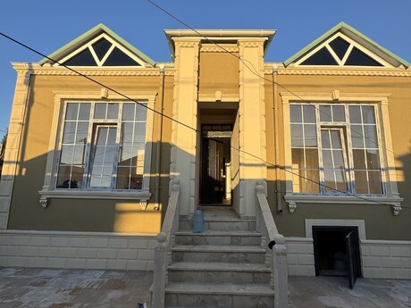 3 otaqlı həyət evi/bağ evi - Buzovna q. - 85 m²