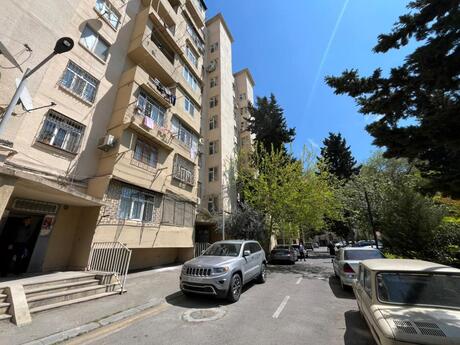 2 otaqlı köhnə tikili - Həzi Aslanov q. - 55 m²
