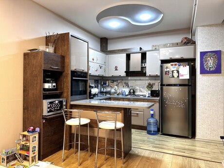 3-room apartment, 95 m², Şah İsmayıl Xətai: 315 000 ₼ 5